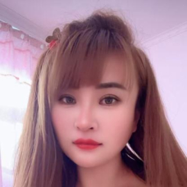 丰乳肥臀小少妇